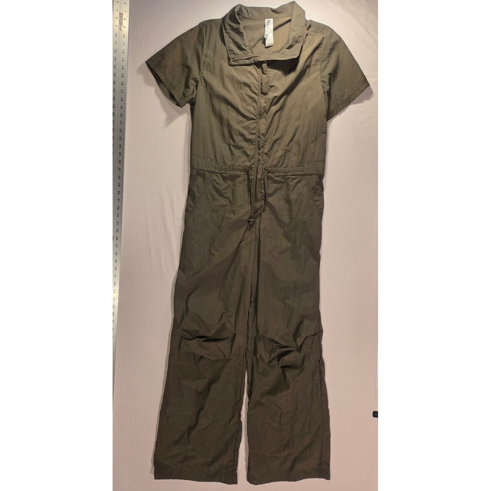 Fabletics Women's Flight Wide Leg Jumpsuit Size L Khaki Green Pockets 100% Nylon